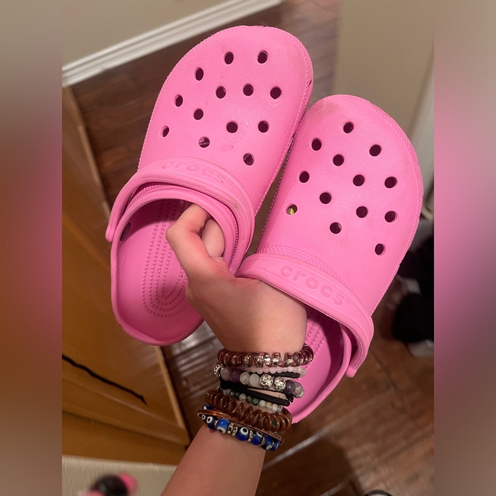 pink crocs!